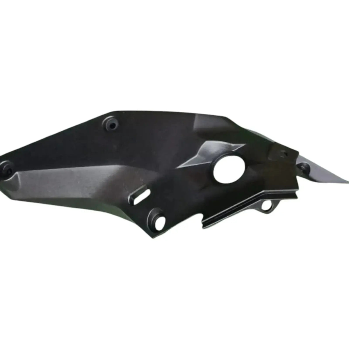 Duke 200/250/390 Tank spoiler RH. Jp181218