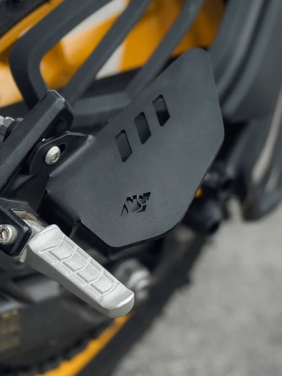 Apache RTR310 Bolter Foot Rest – Legundary Customs
